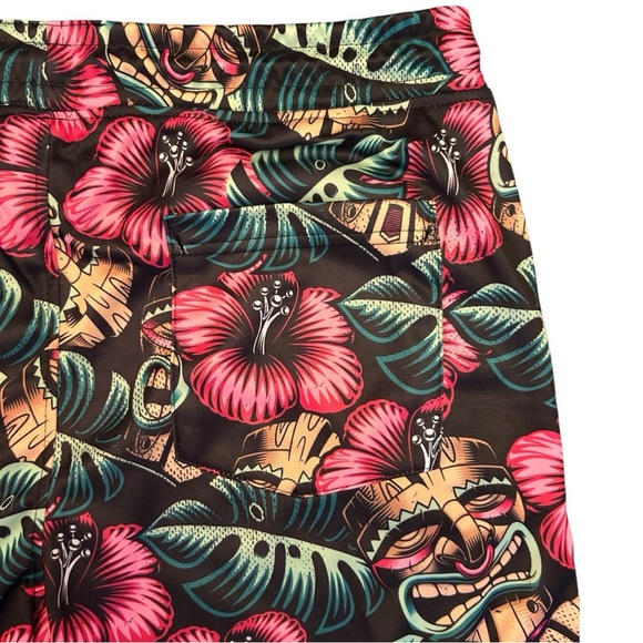 Good Vibes Tropical Floral Luau Tiki Mask Unlined Shorts with Pockets Size XL - Picture 7 of 10